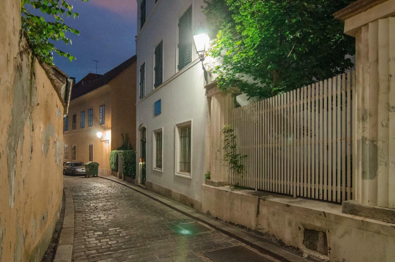 Old Town Tale Apartman Zágráb Kültér fotó